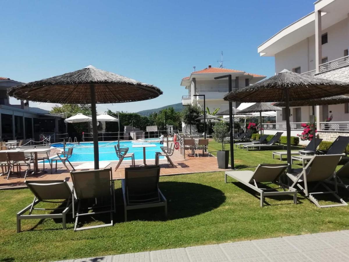 Alexander Inn ستافروس المظهر الخارجي الصورة