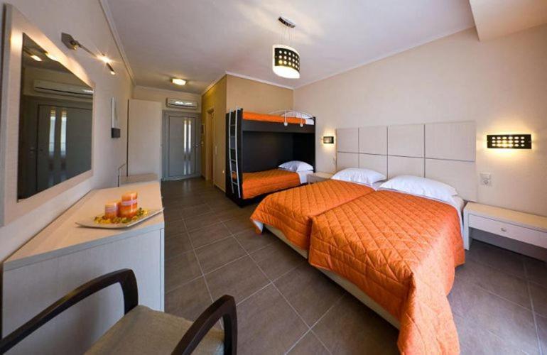 Alexander Inn ستافروس المظهر الخارجي الصورة